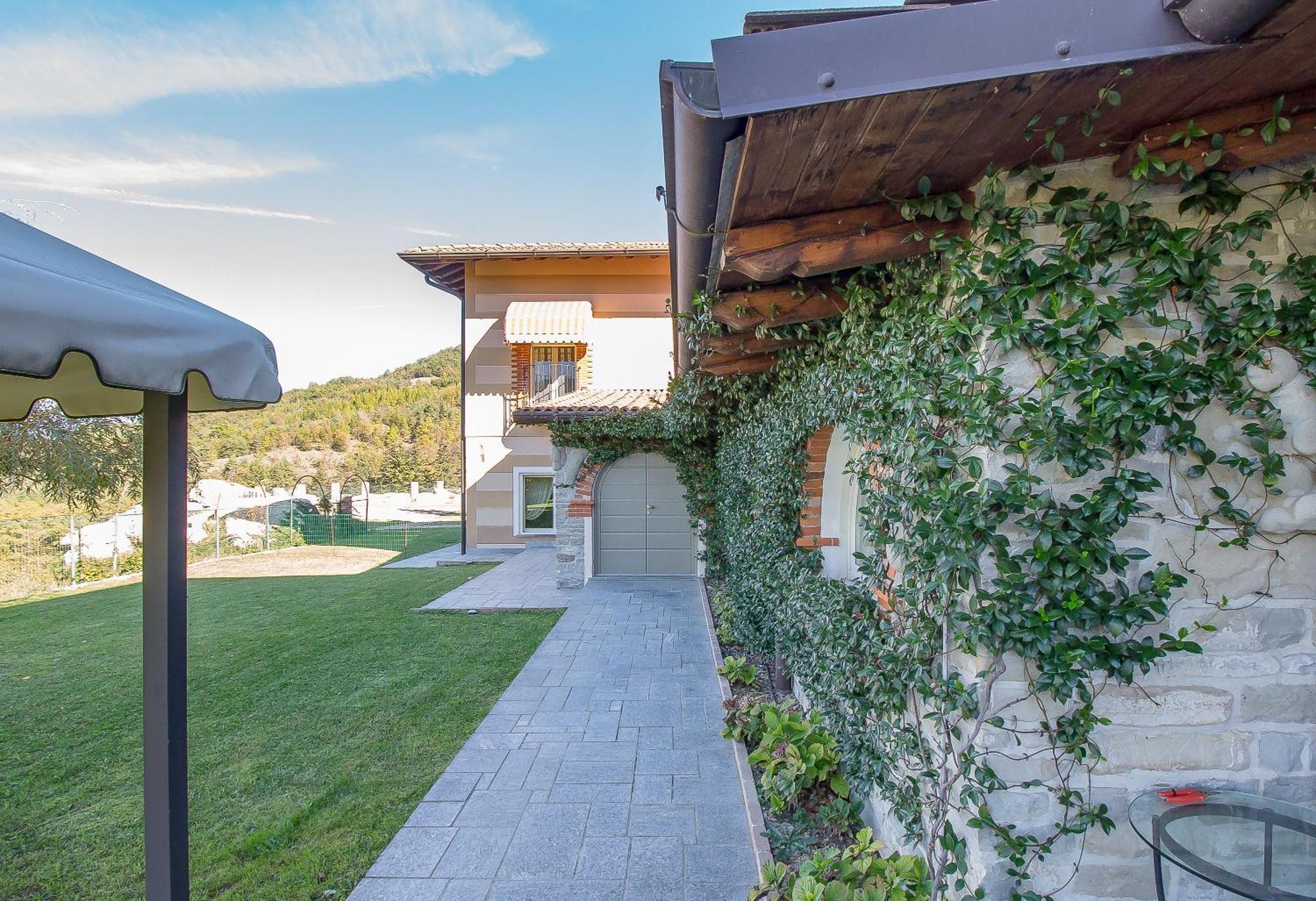 Tenuta Pian D'Attesio - Agriturismo Castelletto Soprano Екстериор снимка