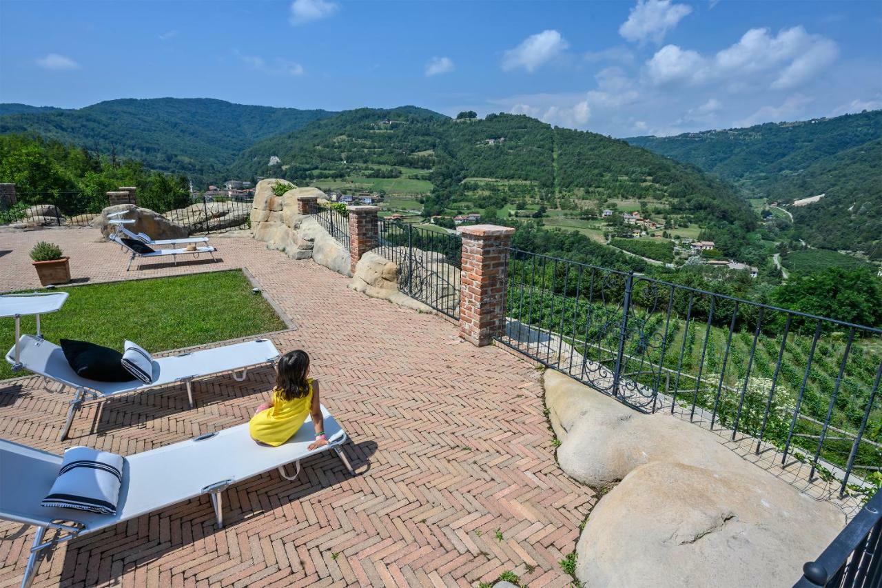 Tenuta Pian D'Attesio - Agriturismo Castelletto Soprano Екстериор снимка