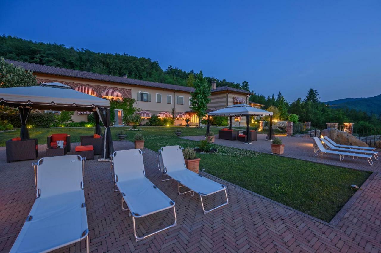 Tenuta Pian D'Attesio - Agriturismo Castelletto Soprano Екстериор снимка
