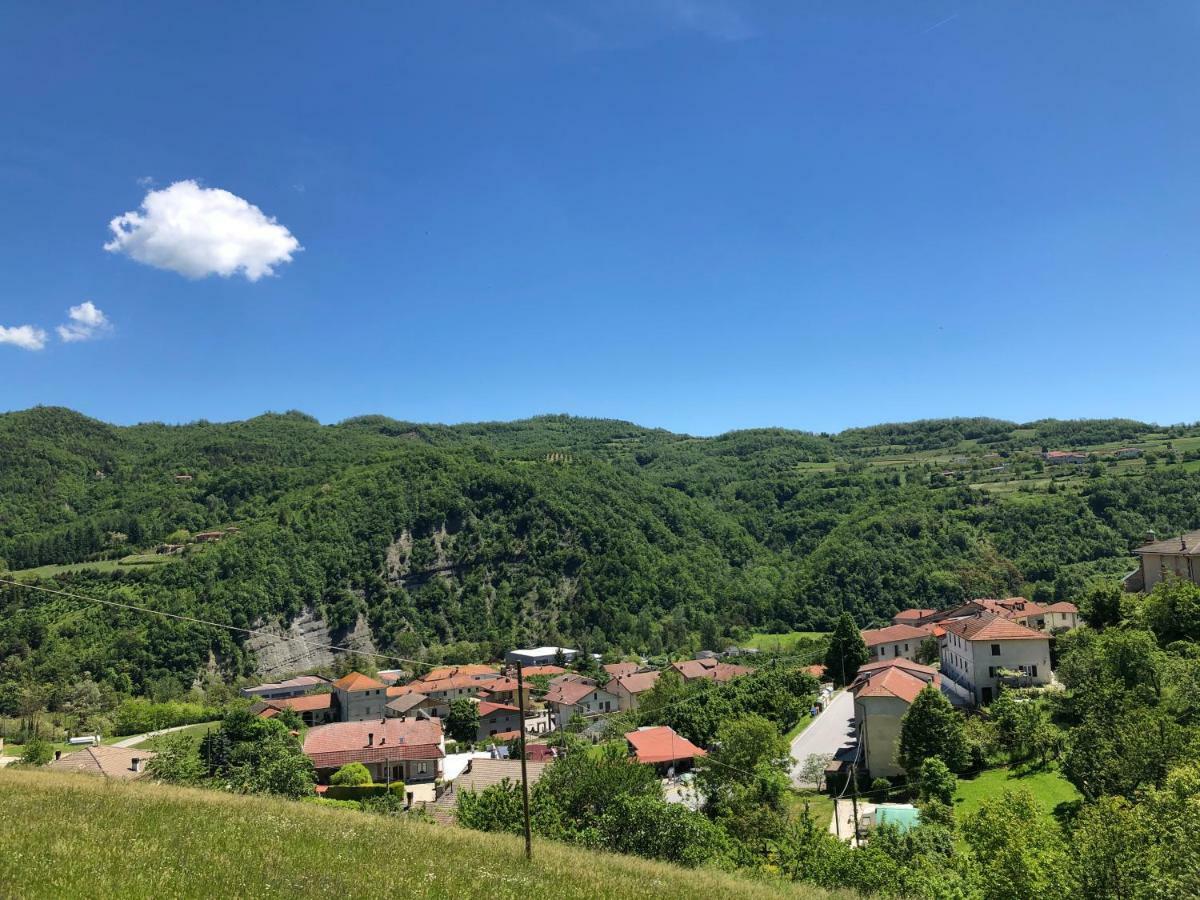 Tenuta Pian D'Attesio - Agriturismo Castelletto Soprano Екстериор снимка